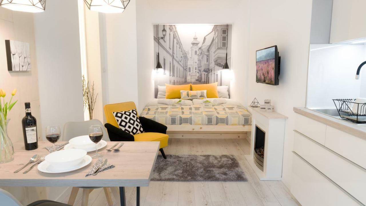 Luxury Studio 24 Győr Eksteriør billede