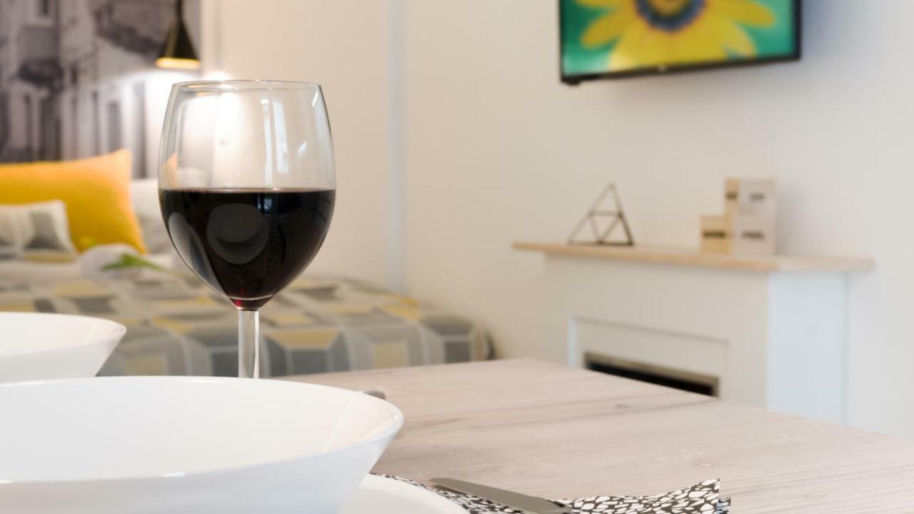 Luxury Studio 24 Győr Eksteriør billede